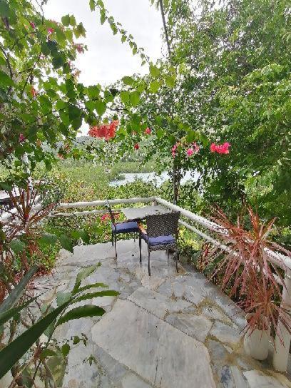 Lonos Circle Terrace View Hotel Romblon Exterior foto