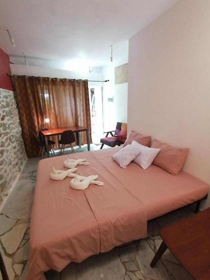 Lonos Circle Terrace View Hotel Romblon Exterior foto